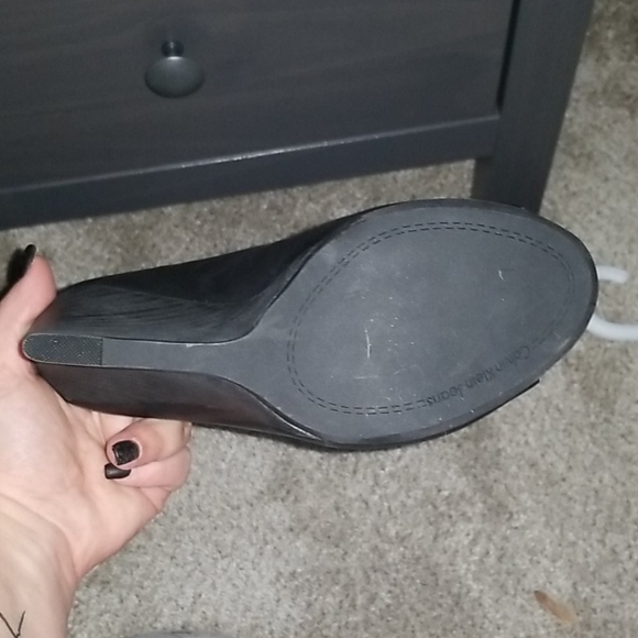 Calvin Klein shoes - Picture 3 of 3